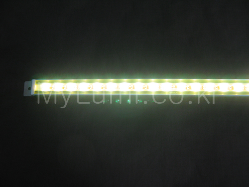Warm White 색상에 노란색 보호캡의 씌워서 노란색이 나오는 LED 바 - nterior item, 해수어수조, LED 색온도, Coral Reef, 방향성 조명등, pure white, 색온도 만켈빈, Raku Lumi LED Light Bar, 10000K, High lumens and no electric wire, LED바 옵션사양표, Lumi Stick - lumistick, 루미 M 스틱, Ligting pipe, 광파이프, Lumi L