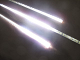  LED - -  